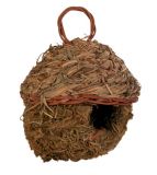 Подвесное плетеное гнездо для птиц Trixie 5622